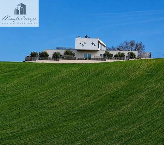 Casa-chalet en Venta en Aljomahima - Ermita