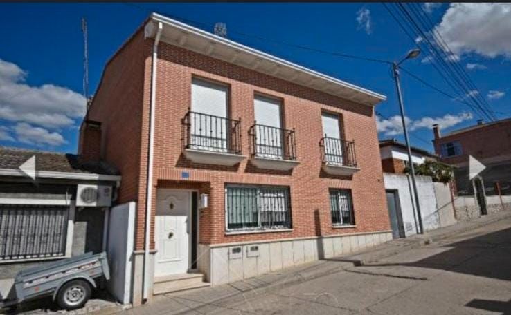 Exterior view of Flat for sale in Olmedo  with Heating, Private garden and Terrace