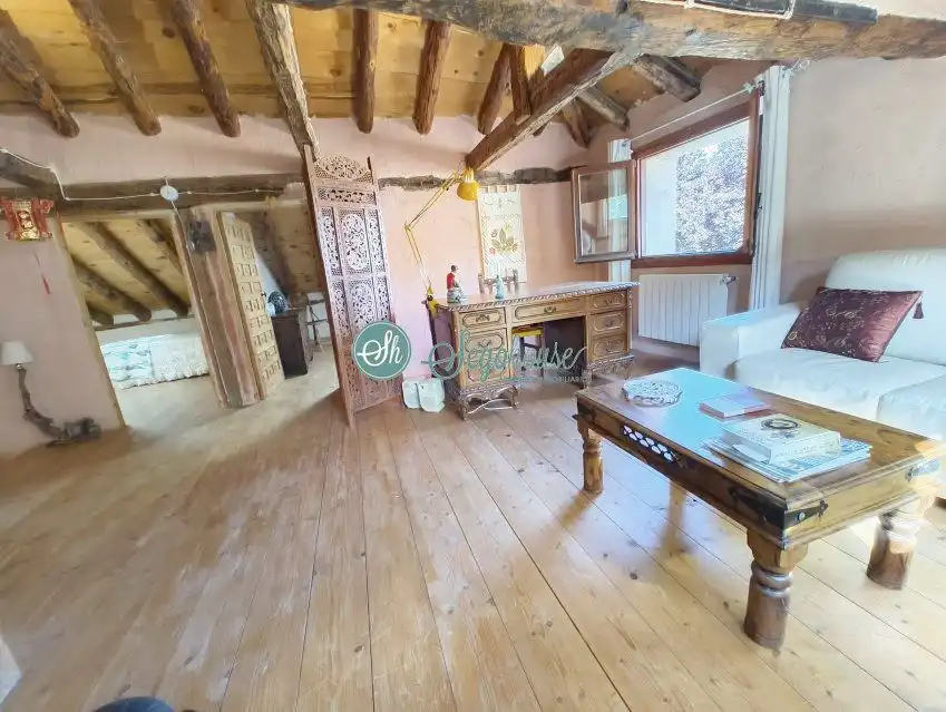 Sala de estar de Casa o chalet en venta en Escobar de Polendos con Calefacción y Trastero