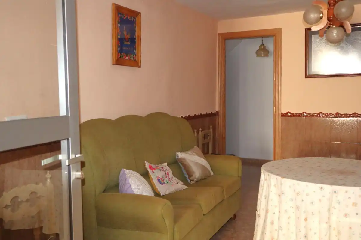 Dormitori de Casa o xalet en venda en Almedina