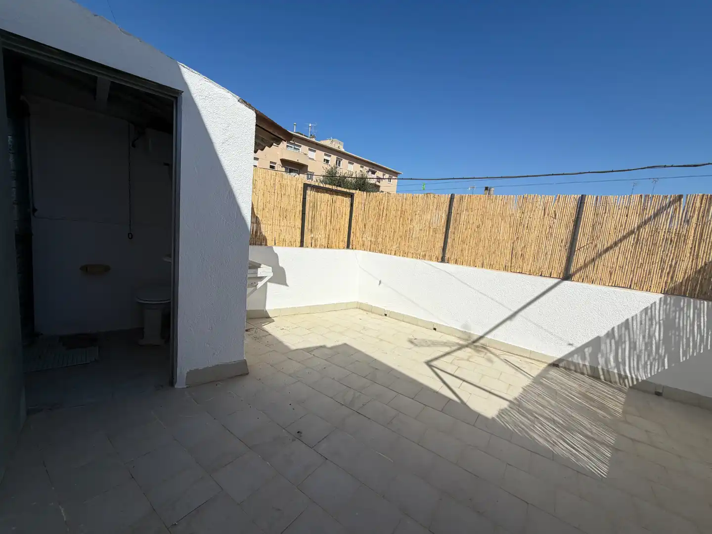 Terrasse von Einfamilien-Reihenhaus zum Verkauf in Santa Margarida I Els Monjos mit Heizung, Terrasse und Ofen