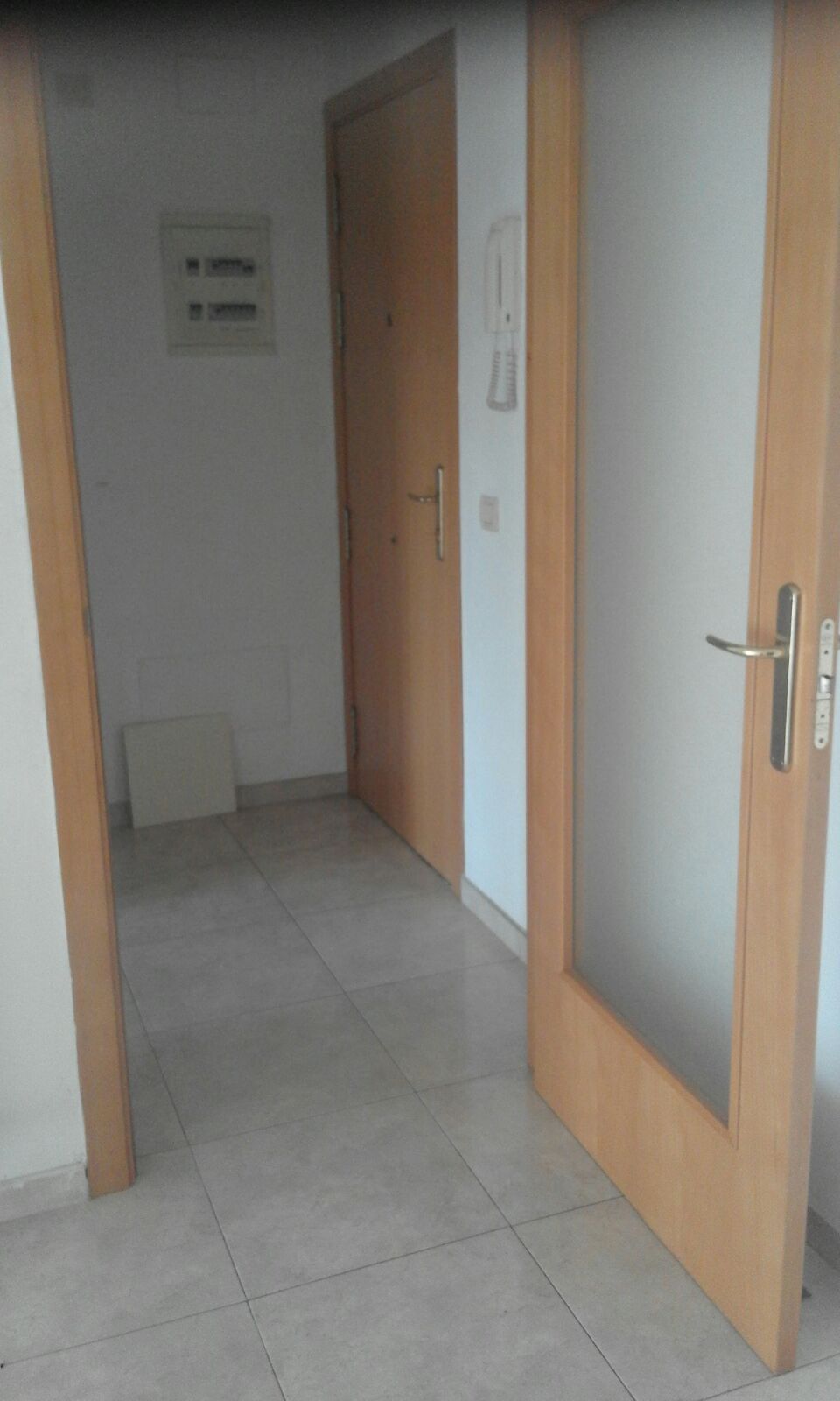 Flat for sale in Salt