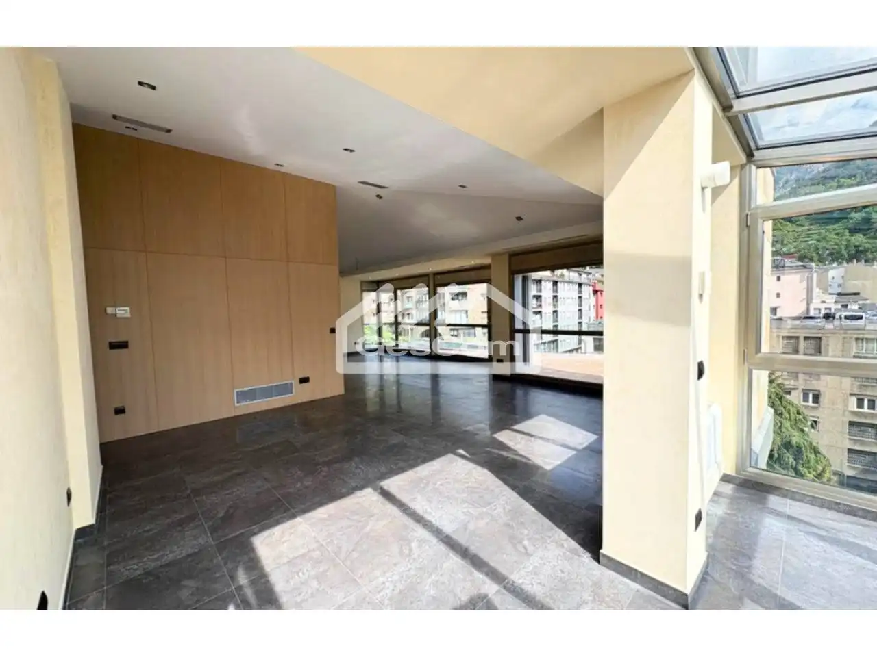 Ático en venta en Escaldes – Engordany con Aire acondicionado, Calefacción y Terraza