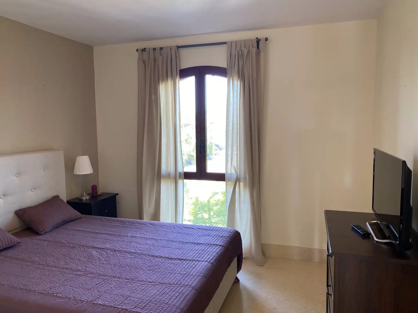 Habitación de Ático de alquiler en Sotogrande con Aire acondicionado, Terraza y Piscina