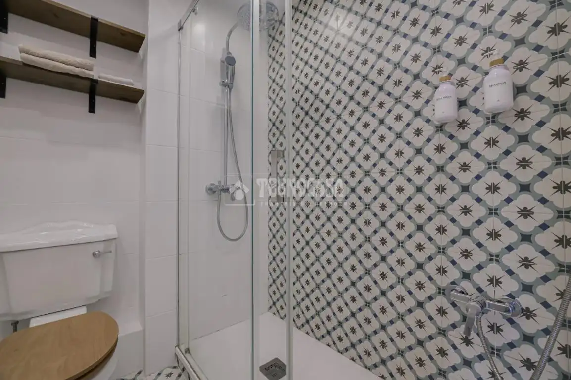 Bany de Estudi en venda en Mataró amb Aire condicionat i Balcó