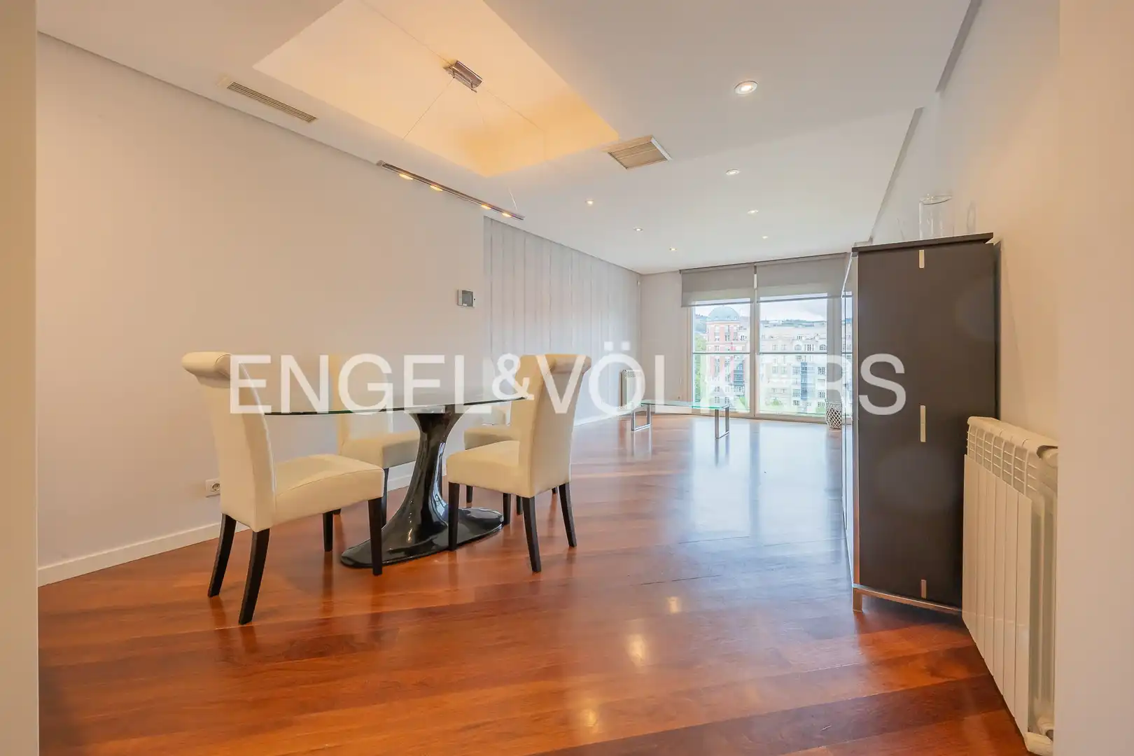 Dining room of Flat for sale in Bilbao   with Air Conditioner, Heating and Parquet flooring