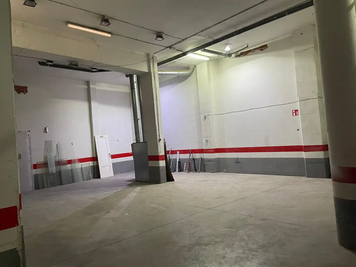 Local comercial en venda a Calle la Roda, imagen 4