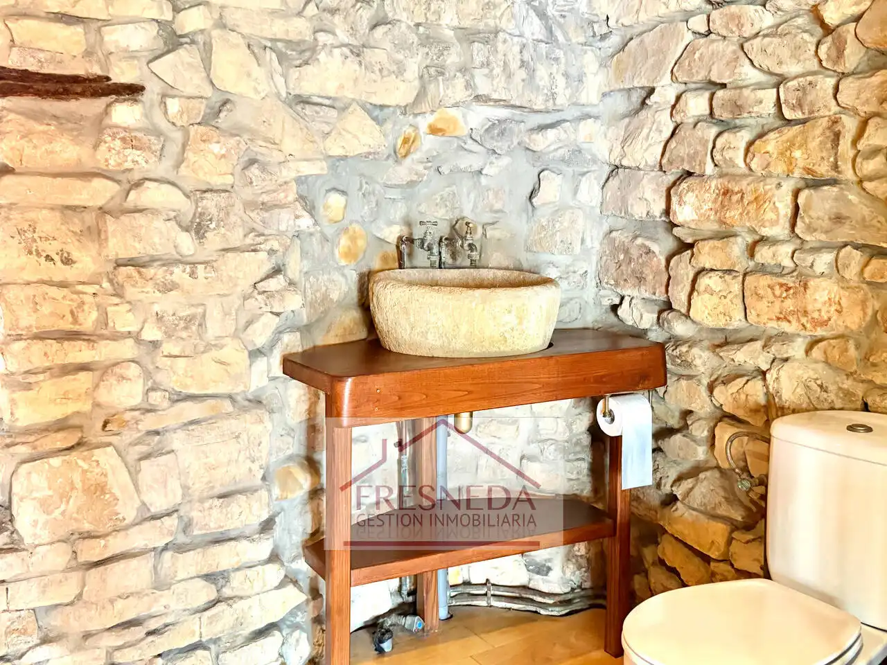 Badezimmer von Gebäude zum Verkauf in Avilés