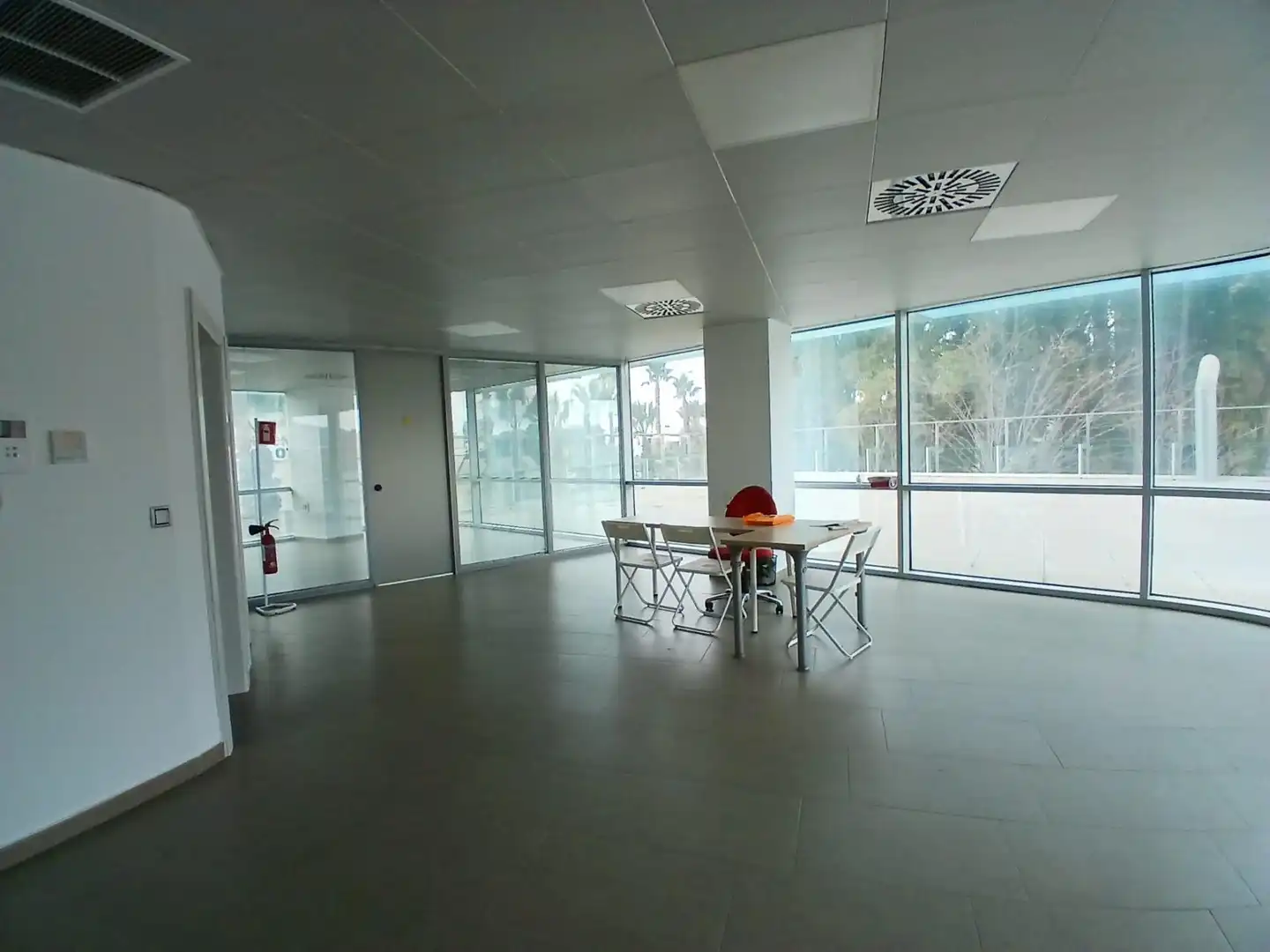 Bureau à louer à Pedanías Este