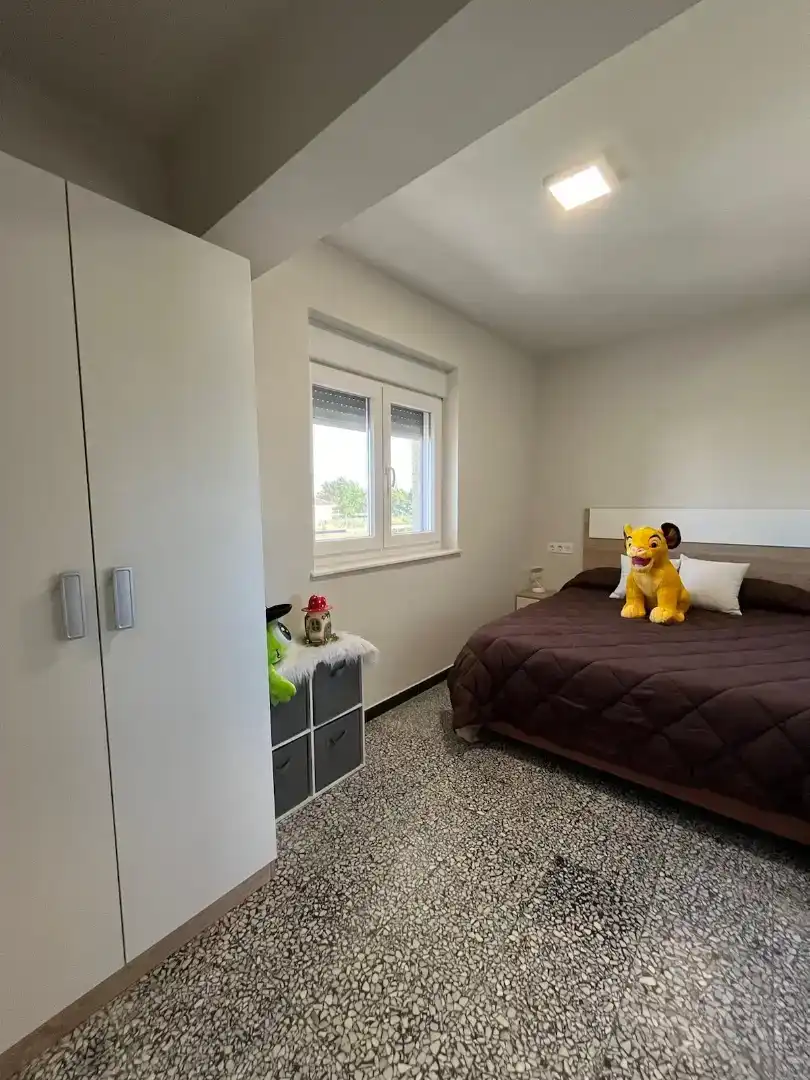 Habitación de Casa o chalet de alquiler en Calvarrasa de Abajo con Jardín privado, Piscina y Amueblado