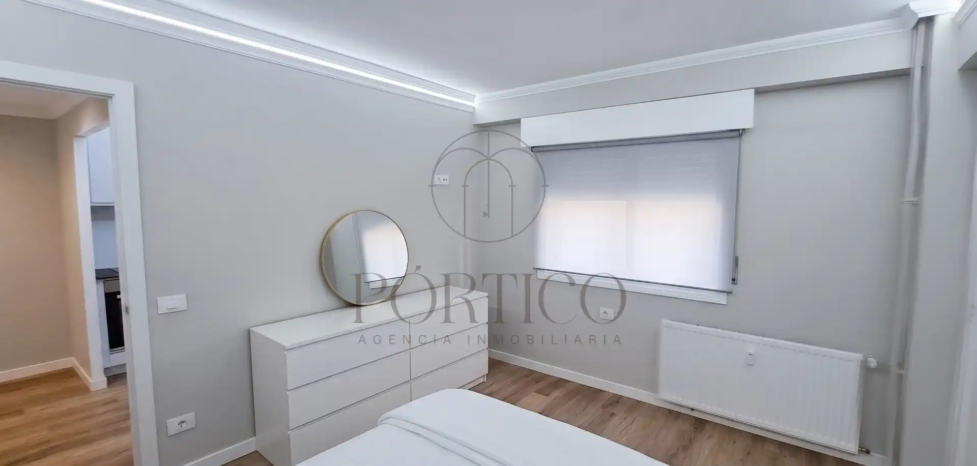 Habitación de Apartamento de alquiler en Vigo  con Calefacción y Amueblado