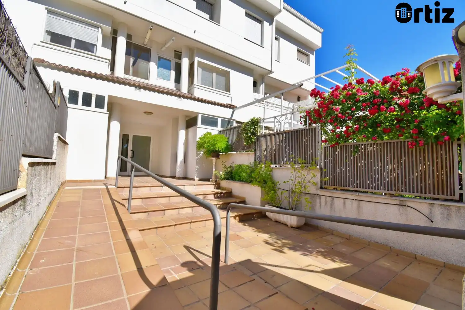 Vista exterior de Ático en venta en Torrejón de Ardoz con Aire acondicionado, Calefacción y Terraza