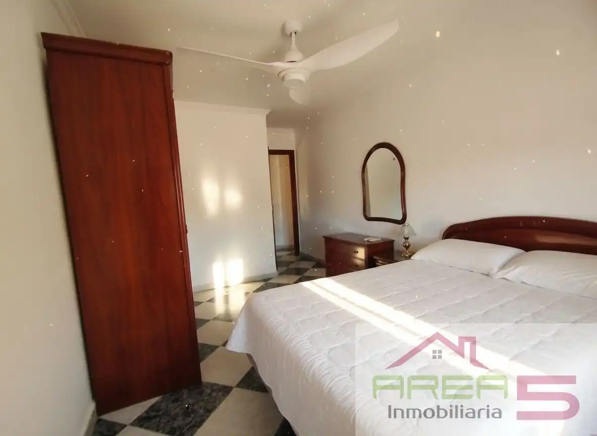 Schlafzimmer von Wohnung zur Miete in Mérida mit Klimaanlage, Terrasse und Möbliert