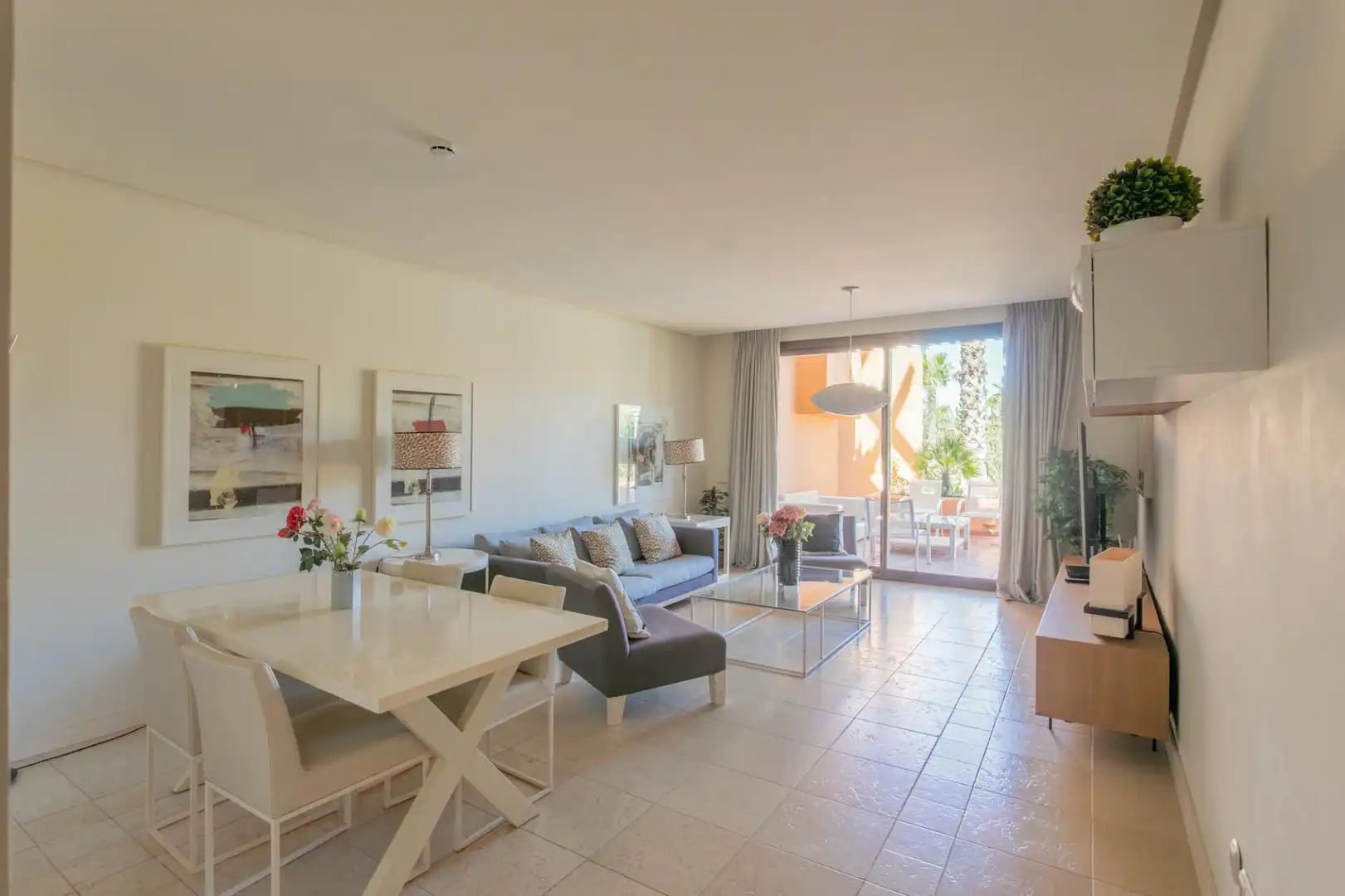 Sala de estar de Apartamento en venta en Chiclana de la Frontera con Jardín privado y Piscina comunitaria