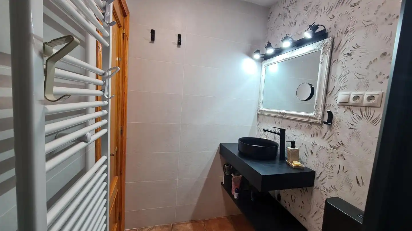 Baño de Casa o chalet en venta en Piedralaves con Calefacción, Jardín privado y Terraza