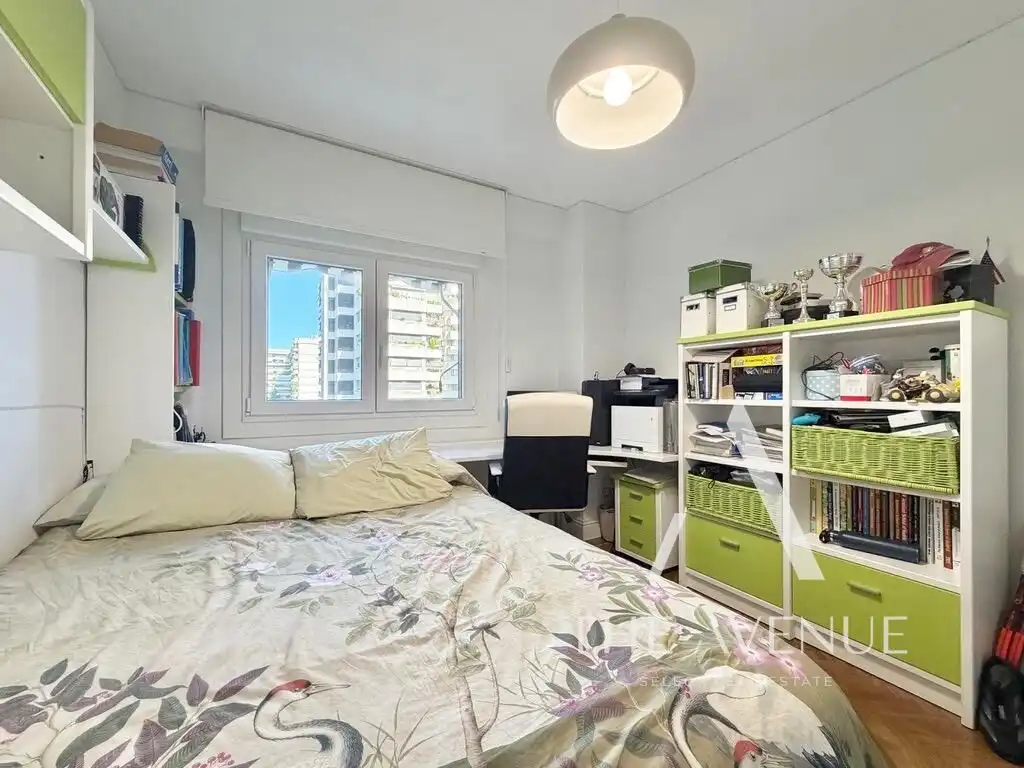 Bedroom of Flat for sale in Madrid  with Air Conditioner, Heating and Parquet flooring