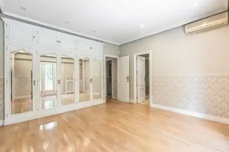 Casa o xalet en venda en Madrid amb Aire condicionat, Calefacció i Terrassa