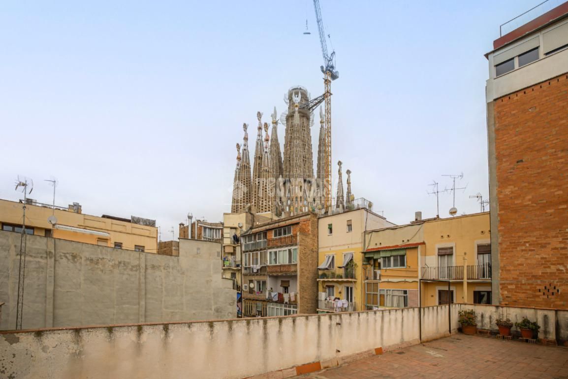 Pis en venda a Sagrada Família, Eixample,  Barcelona Capital
