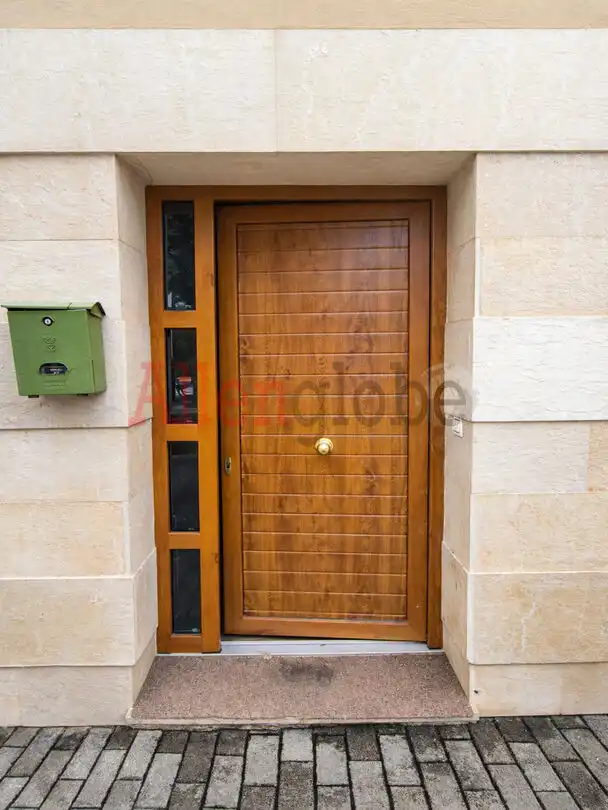 Piso en venta en Mieres (Asturias) con Calefacción, Terraza y Balcón