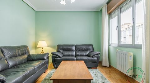 Foto 3 de Piso en venta en Cr Vizcaina, 48, El Polígono, Gijón