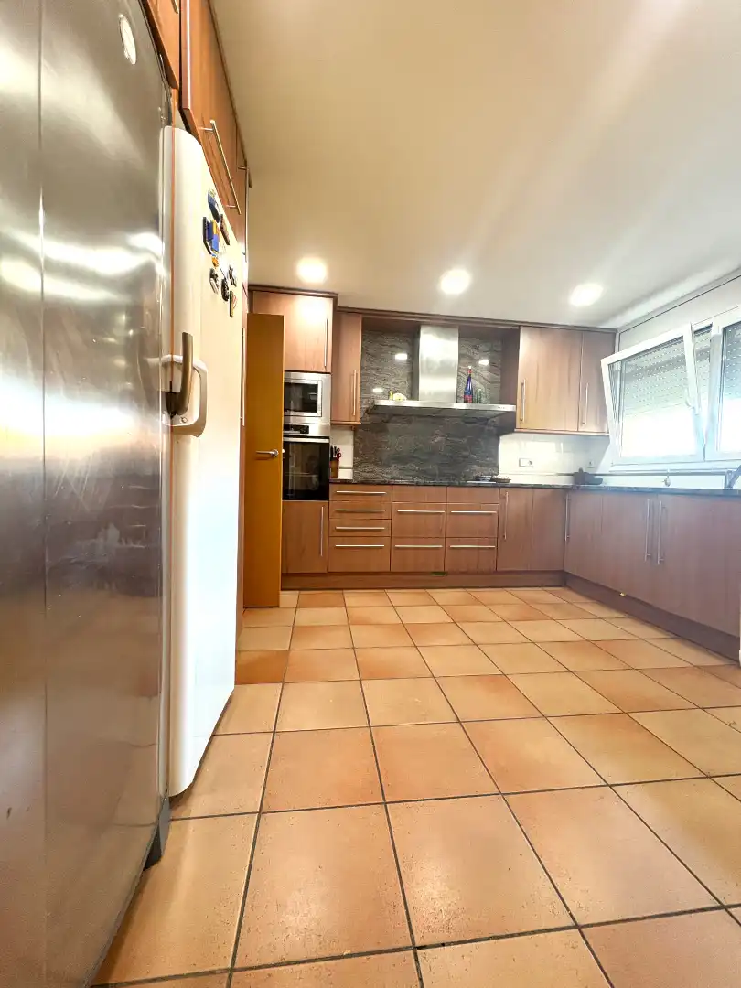 Cocina de Casa o chalet en venta en Rubí con Aire acondicionado, Calefacción y Jardín privado
