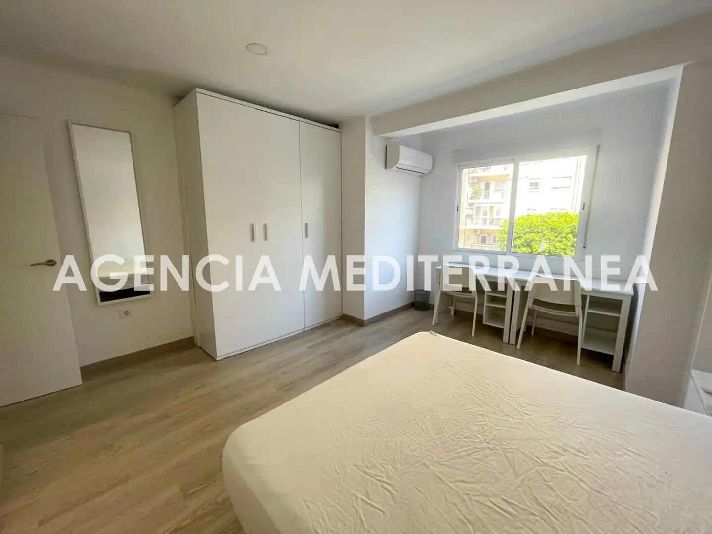 Wohnung zur Miete in Mont-Olivet