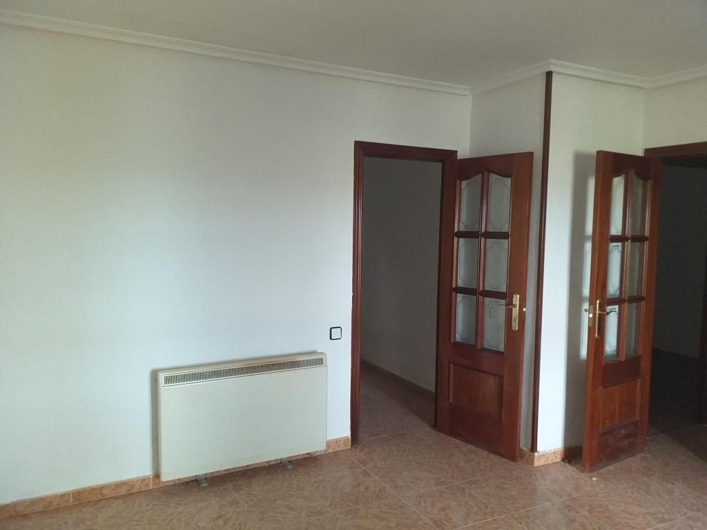 Flat for sale in Valderas