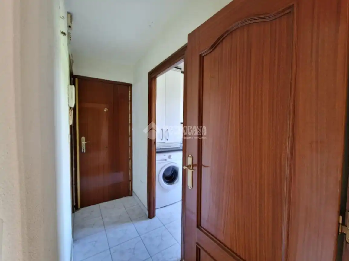 Piso en venta en Madrid con Calefacción y Balcón