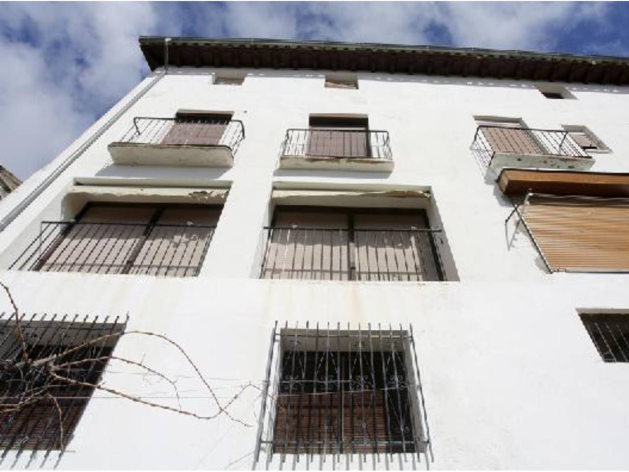 Exterior view of House or chalet for sale in Hoz y Costean  with Heating, Terrace and Furnished