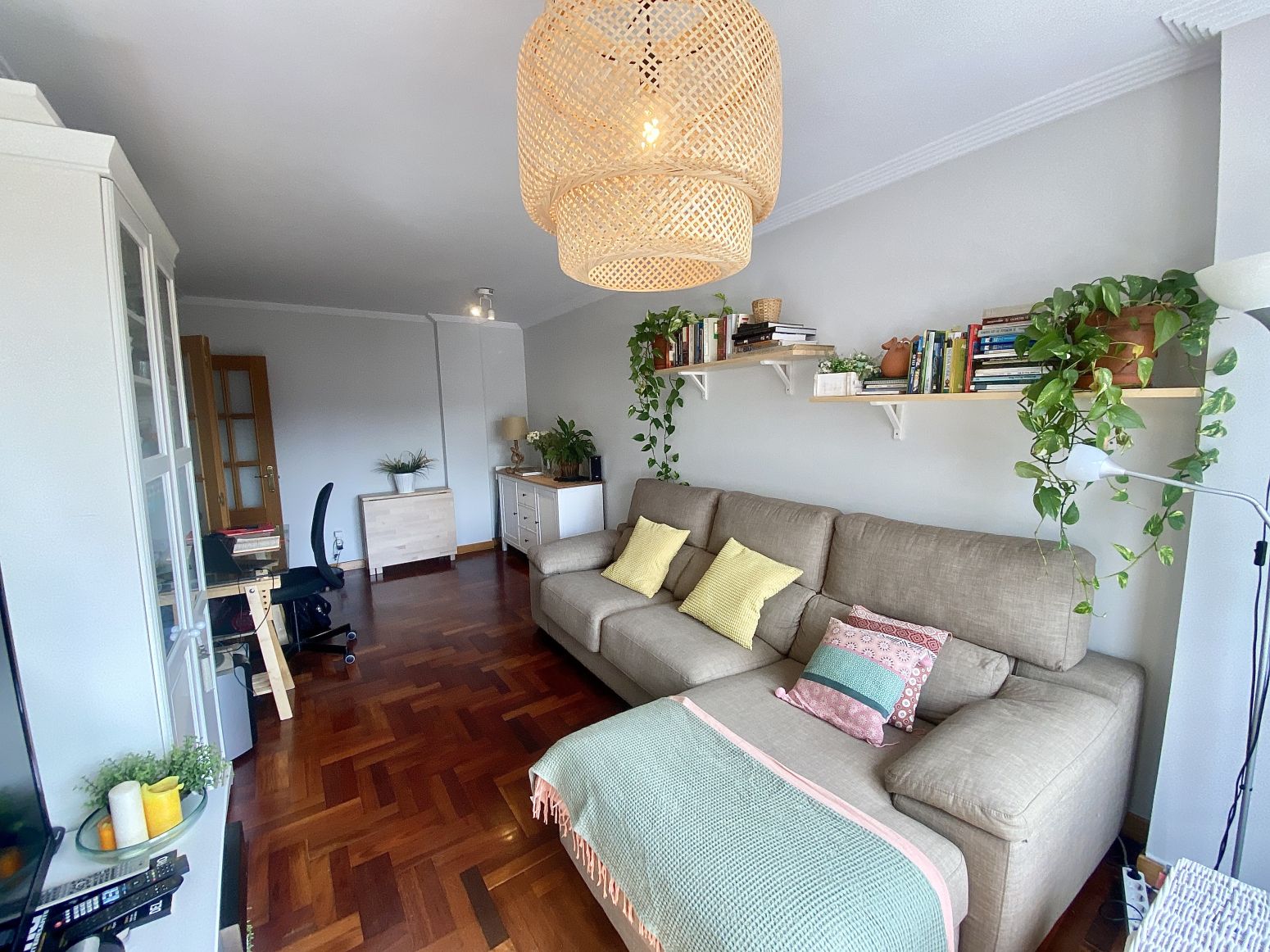 Flat to rent in Oviedo - CL NAVIA, La Florida