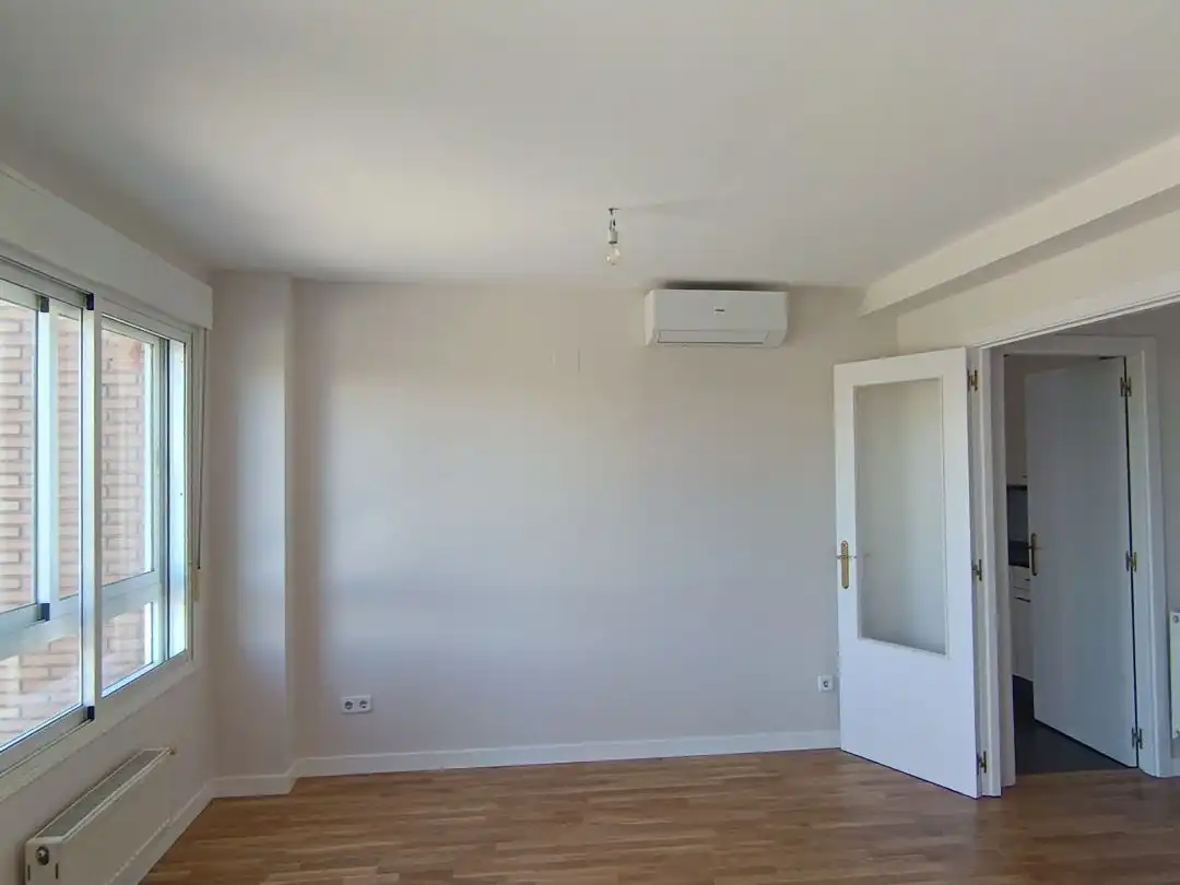 Habitación de Piso en venta en Usera