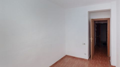 Foto 5 de Piso en venta en Av Doctor Peset Aleixandre , Torrefiel, Valencia Capital