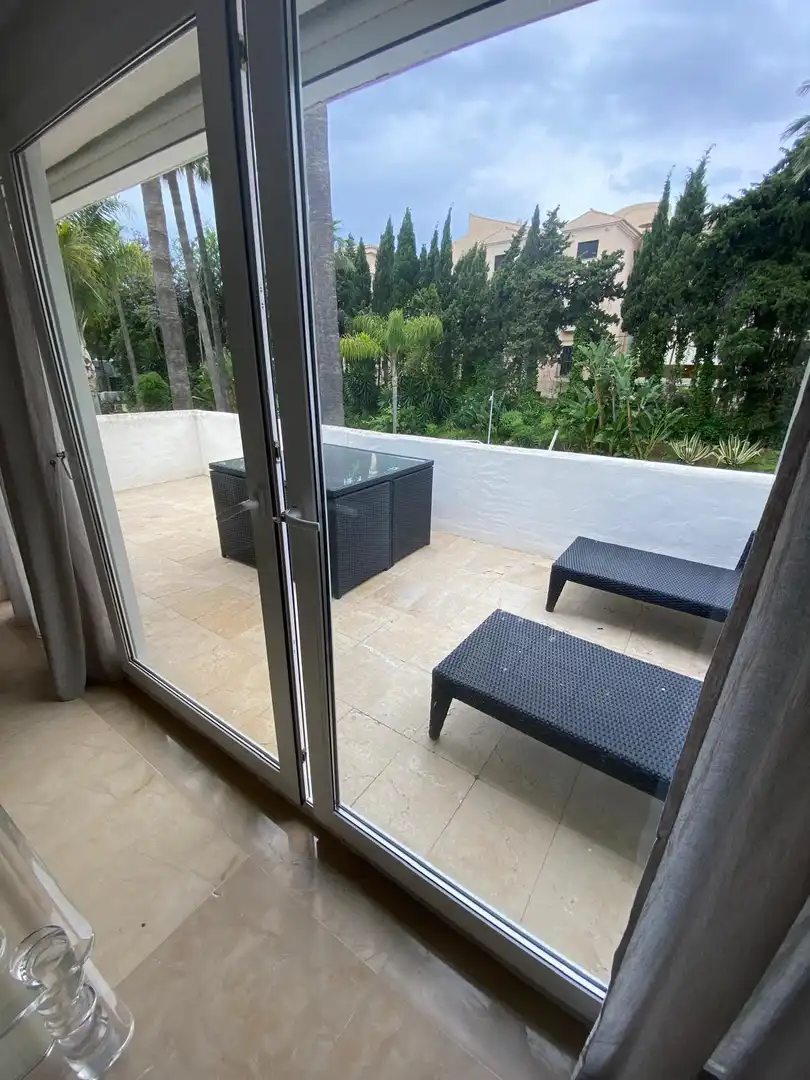 Apartamento de alquiler en Puerto Banús