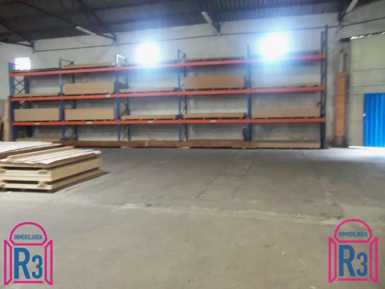Nave industrial en venta en Valdefresno