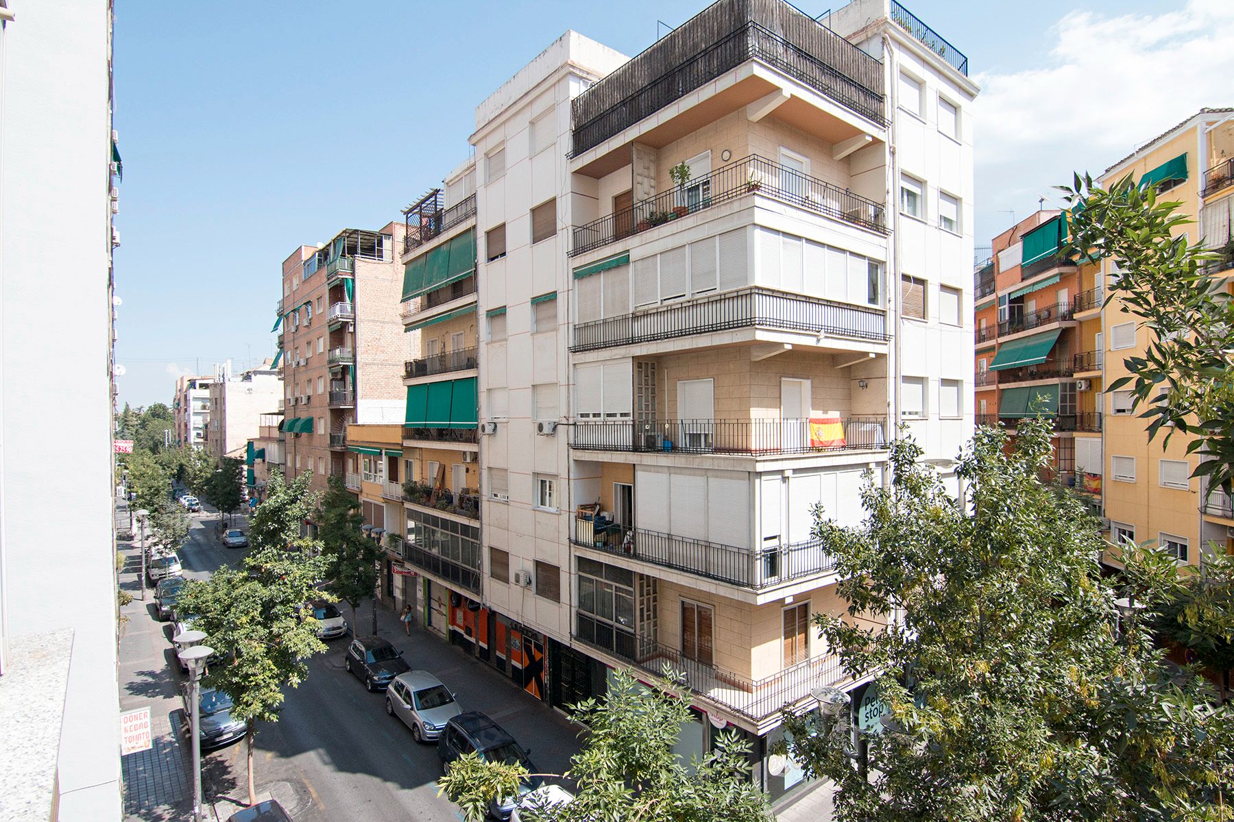 Vista exterior de Pis de lloguer en  Granada Capital amb Aire condicionat, Calefacció i Parquet