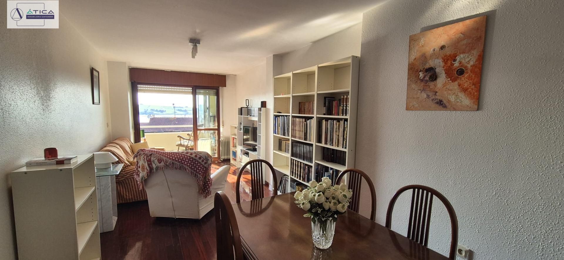 Comedor de Piso de alquiler en Miengo con Calefacción, Jardín privado y Terraza