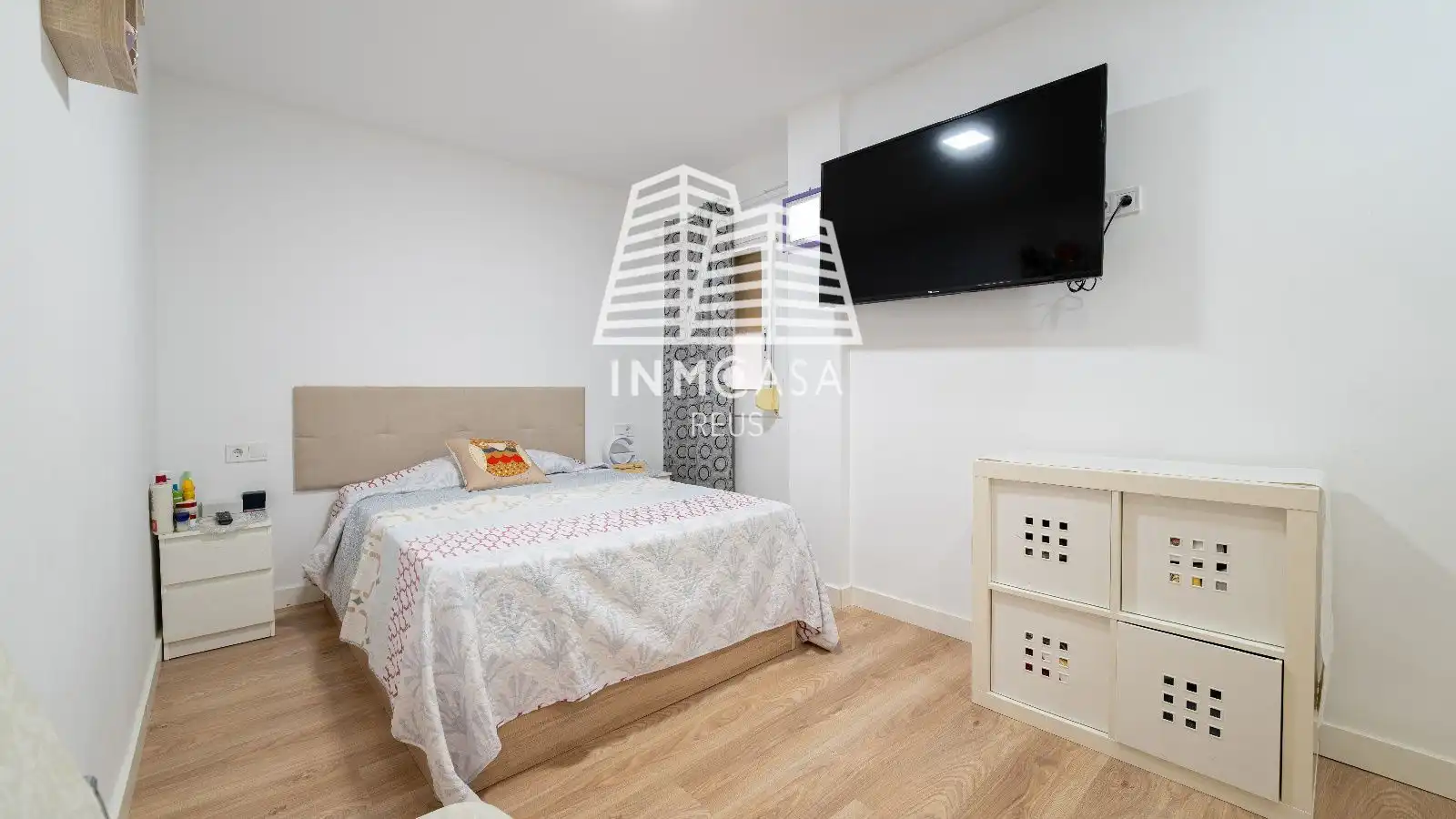 Dormitori de Pis en venda en Reus amb Aire condicionat i Terrassa
