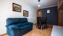 Sala d'estar de Pis en venda en L'Hospitalet de Llobregat amb Balcó