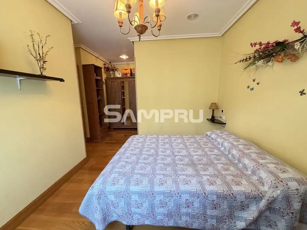 Schlafzimmer von Wohnung zum Verkauf in Aramaio mit Heizung, Abstellraum und Balkon
