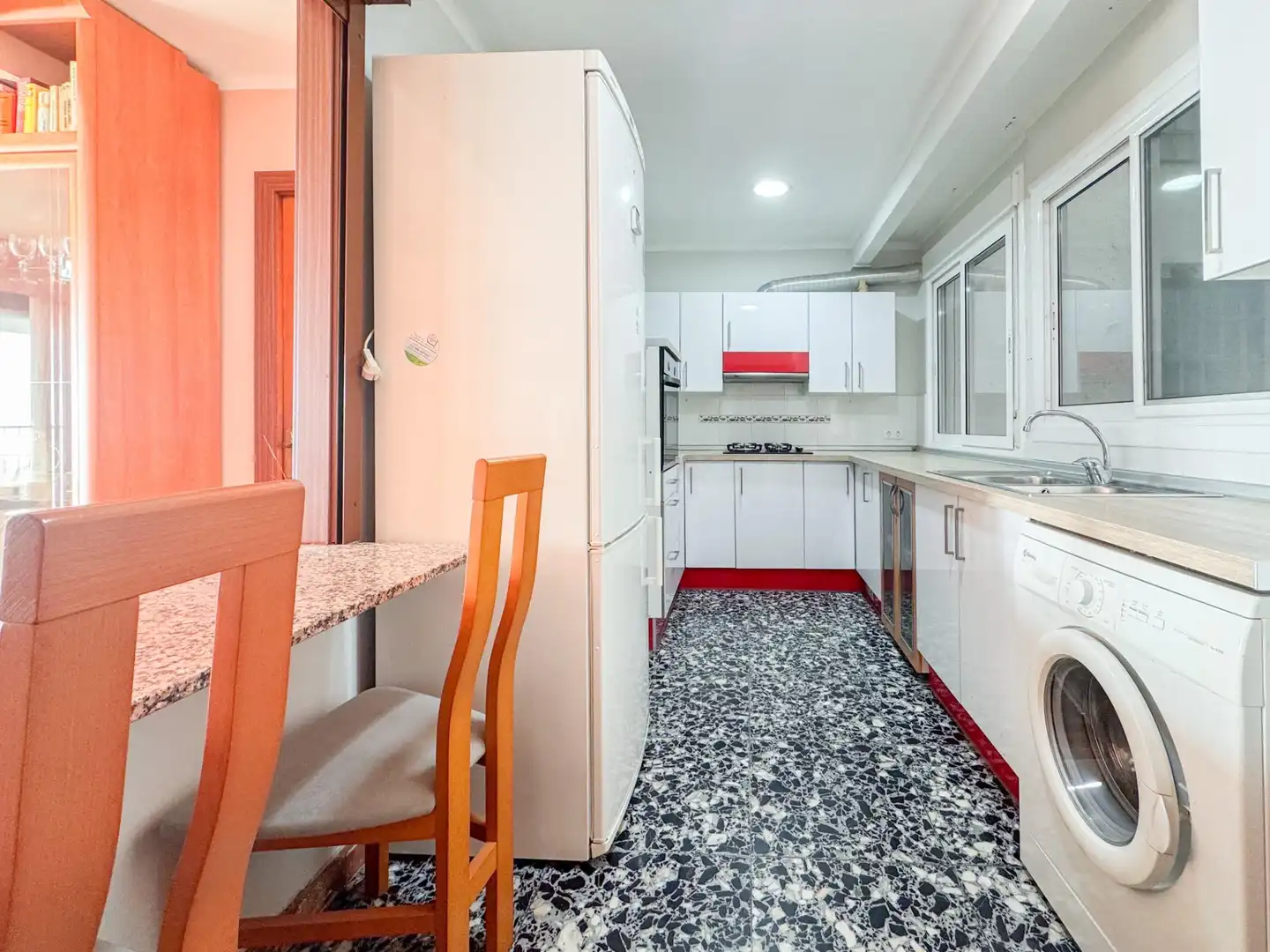 Cuina de Pis en venda en Salou amb Aire condicionat, Calefacció i Terrassa