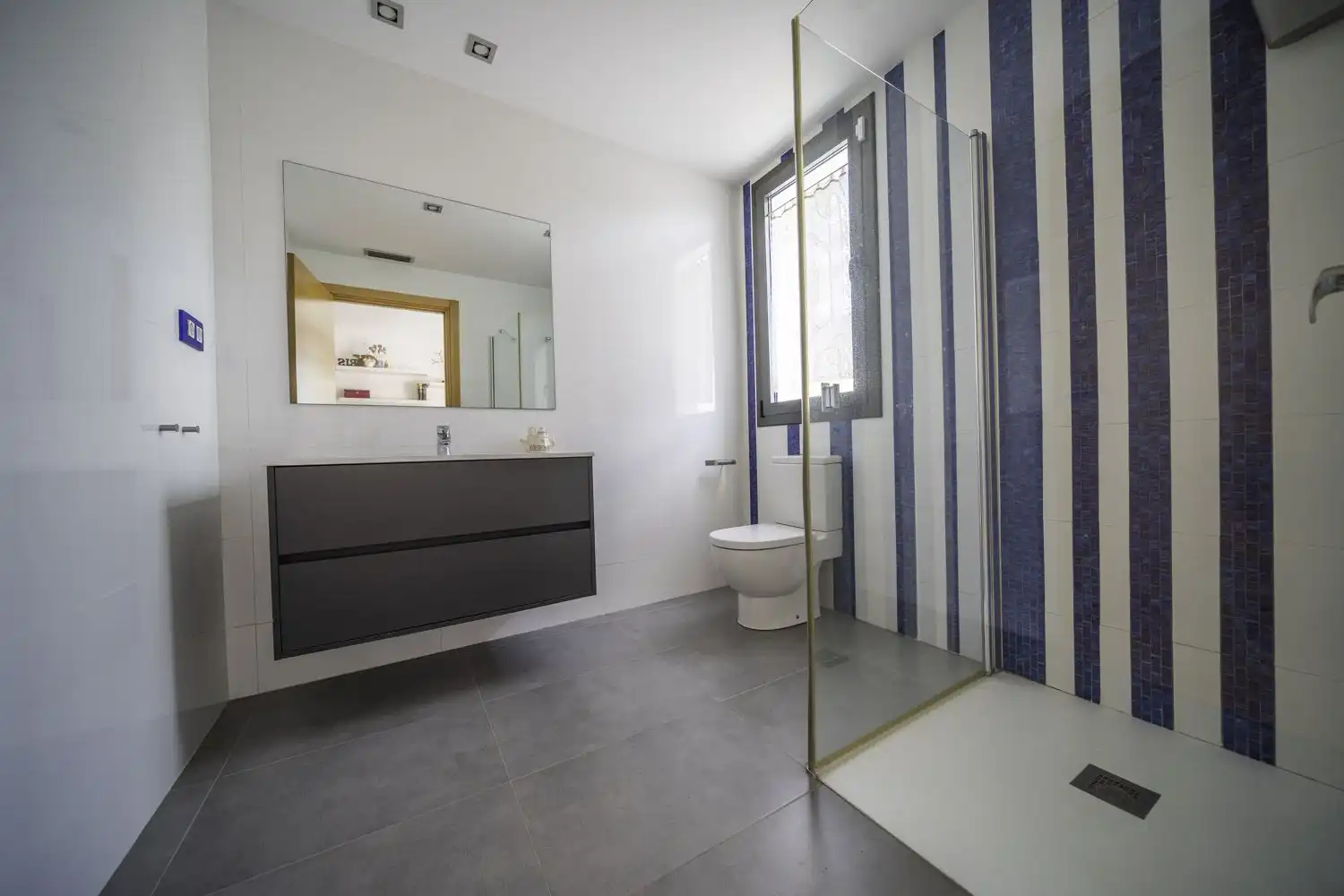 Baño de Casa o chalet en venta en Lloret de Mar con Calefacción, Terraza y Trastero