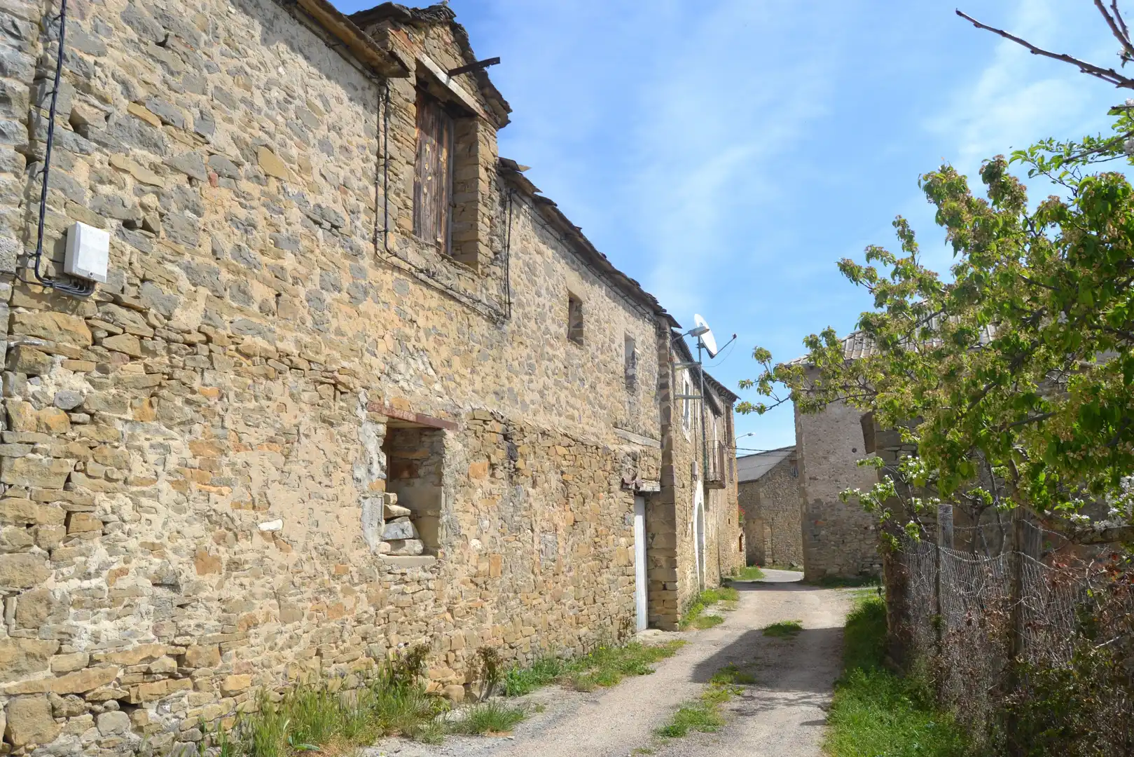 Exterior view of Country homes for sale in Sabiñánigo  with Private garden