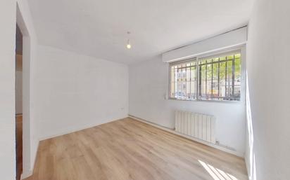 Bedroom of Flat to rent in  Madrid Capital