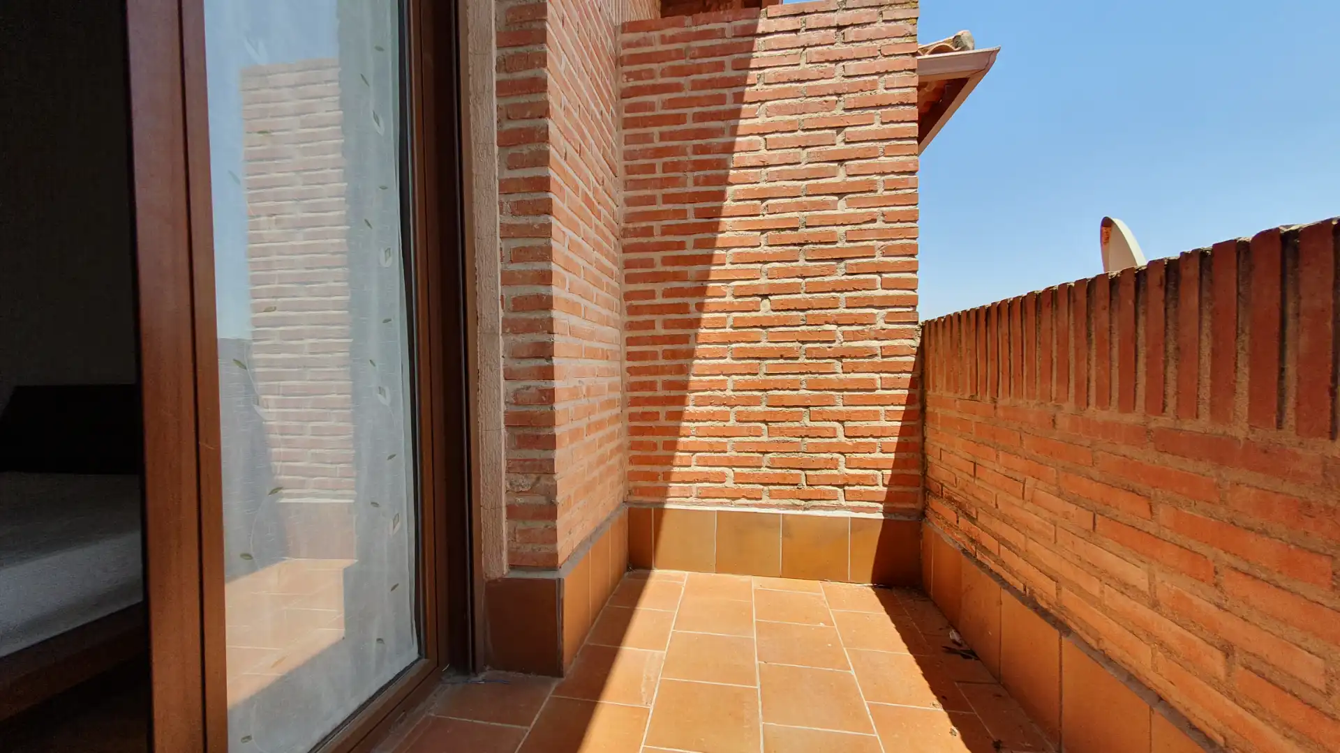 Terrassa de Casa adosada en venda en Olías del Rey amb Aire condicionat, Calefacció i Jardí privat