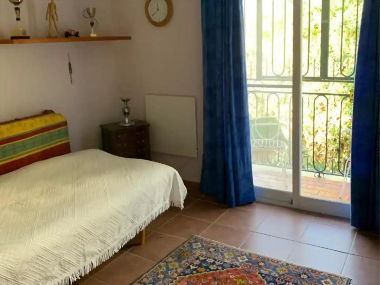 Dormitori de Casa o xalet en venda en Marbella amb Aire condicionat, Piscina i Balcó