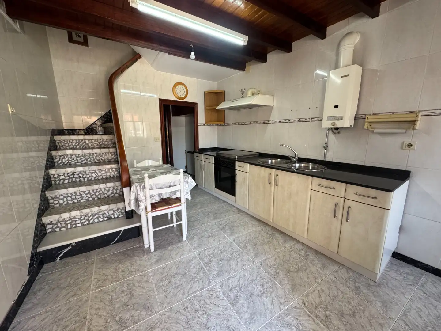 Cocina de Casa adosada en venta en Muros con Amueblado