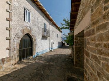 Maison rustique avec jardin à vendre à del Sol 7