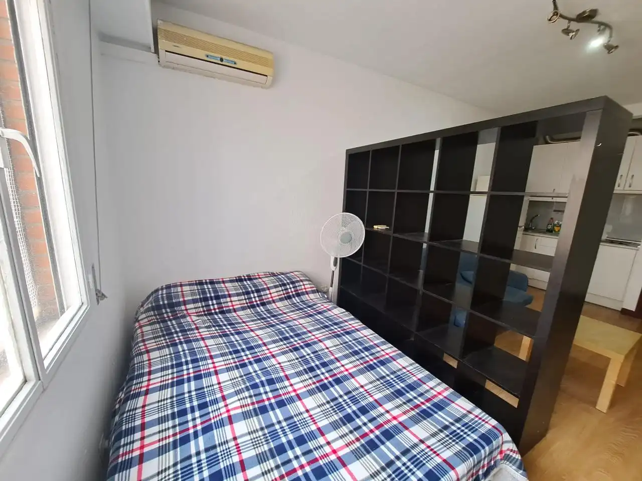 Estudio de alquiler en Calle del Mesón de Paredes, Embajadores - Lavapiés