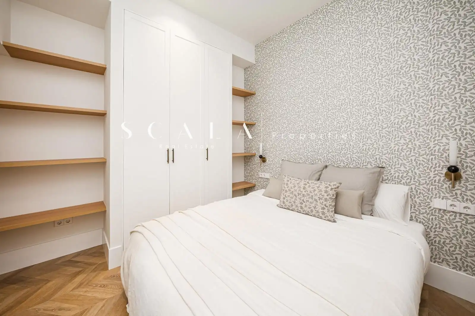 Schlafzimmer von Wohnung zur Miete in Madrid mit Klimaanlage, Heizung und Terrasse