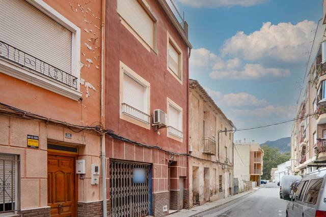 Piso en Venta en Menéndez Pelayo en Abarán